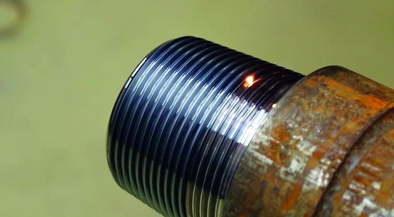 Thermal hardening of drill pipe threads made of alloy steel (Cr, Ni, Mo)