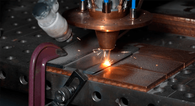 Cladding of carbide coatings on the cutting edges of carbon steel agricultural knives to improve mechanical properties